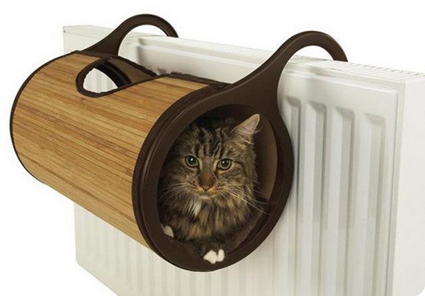 Подвесная кровать на батарею для кошки
